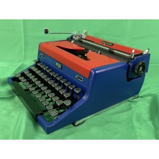 1942 Royal Quiet DeLuxe #A1725469